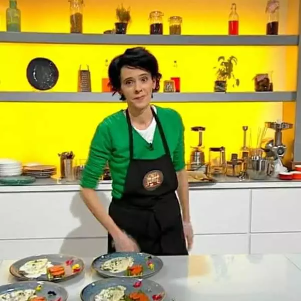 Mirela-Negoiță-Chefi-la-cutite-5