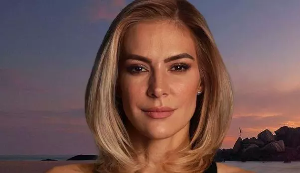 roxana-ciuhulescu-sot