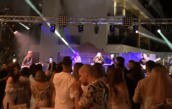 petrecere-pe-litoral-in-statiunea-Olimp-lansare-hotel-novum-by-the-sea-1