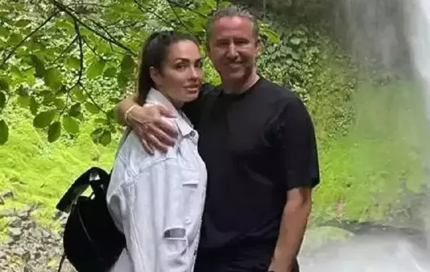 kamara-iubita-reghe-6