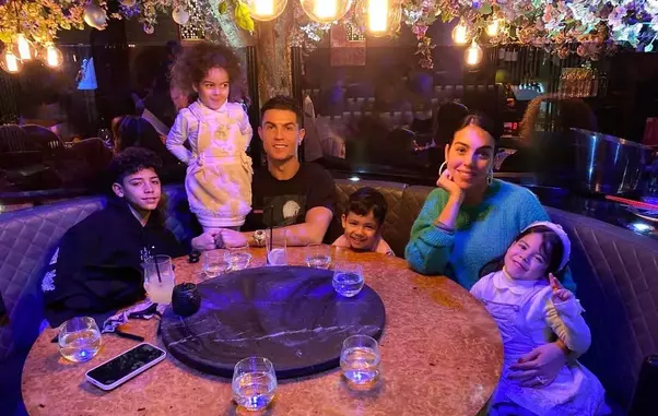 263733475_324933092802290_5919434324704863185_n