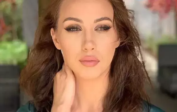 lavinia-insula-iubirii