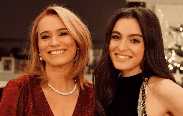 Andreea-Esca-salariu-