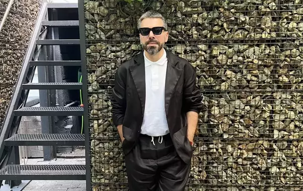 maurice-munteanu-2-1024×1024-1-1024×1024-1