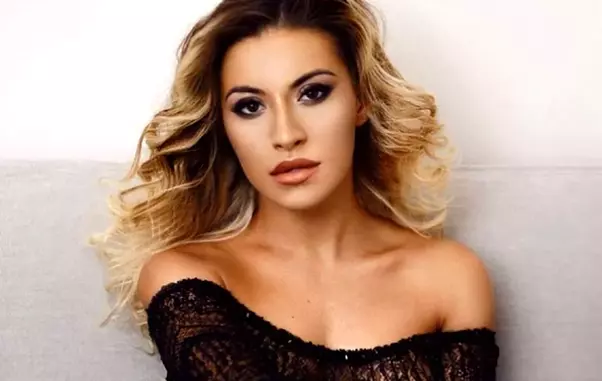 https___www.cancan.ro_wp-content_uploads_2016_05_15490682_2-nicoleta-pr