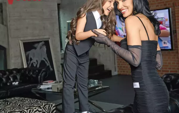 adelina-pestritu-2-1-1200×1200-1