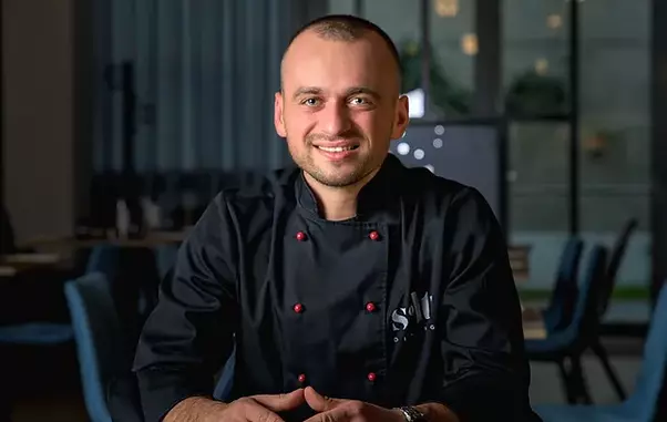 104d5b_356cc4e470c74a81a13a346aa229645fmv2-1