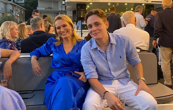 aris eram si mama sa