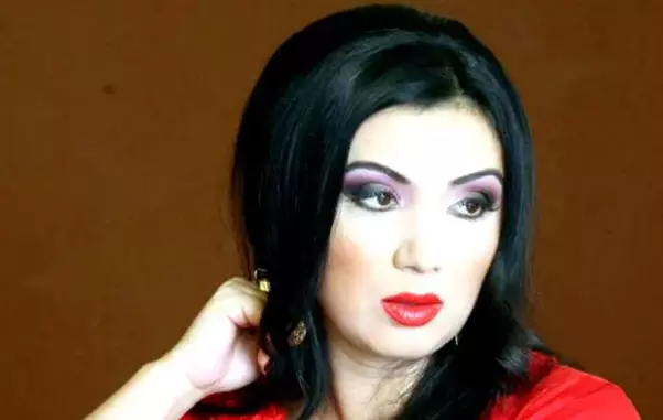 adriana-bahmuteanu