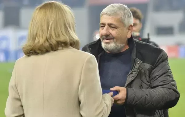 victor niculescu (1)