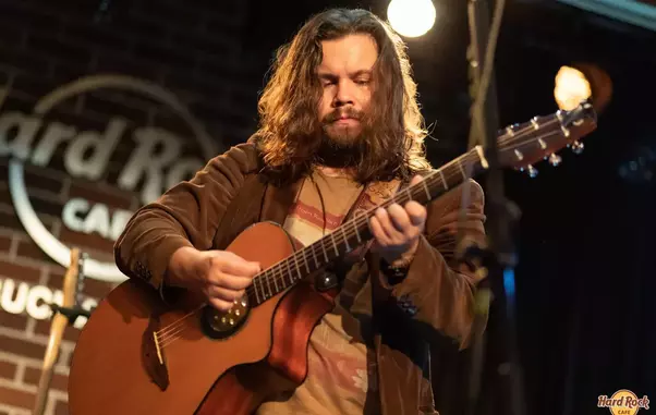 60359319_10155986237591751_2223836973838106624_n