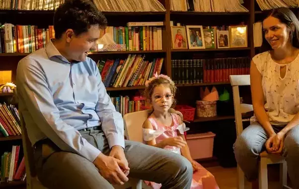 fiica-nicusor-dan-si-mirabela-gradinaru-1-1