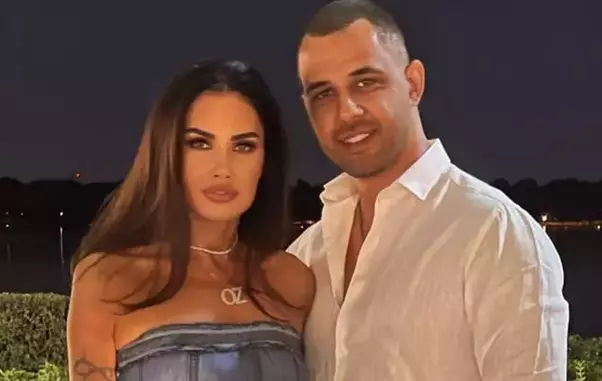oana zavoranu 2222