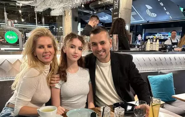 andreea-banica-sofia-si-lucian-mitrea