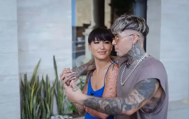 1752694507linogoldendelia