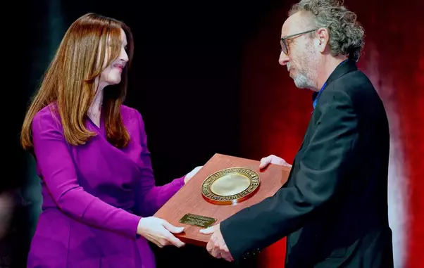 hepta_6725124-scaled