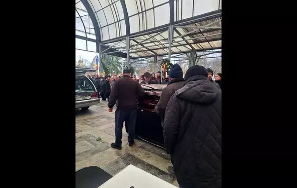 flavia grosan inmormantare2