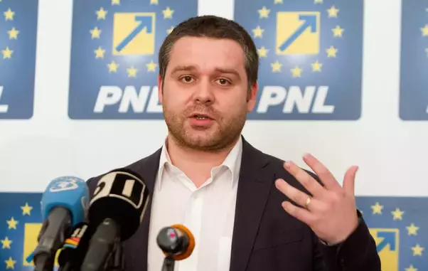 hepta_2842526-scaled