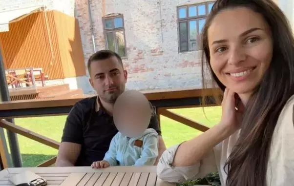 sara murit clinica stomatologica