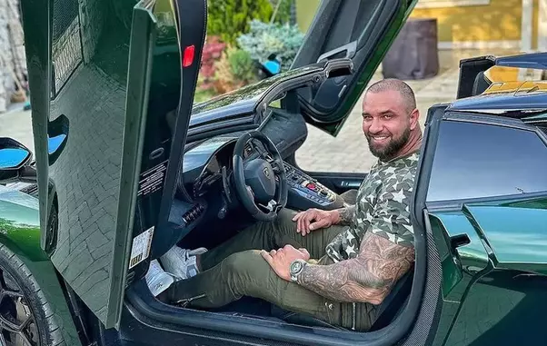 4b5e803bd48655789a1f514539c8cdf9