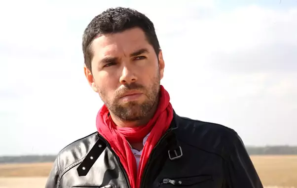 Alex-Dima-are-deja-subiecte-fierbinţi-pentru-România-te-iubesc