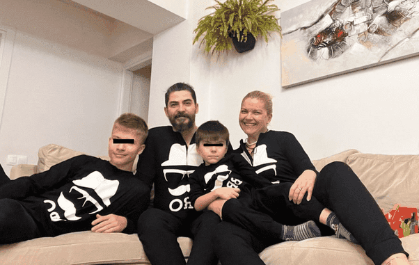 andreea-marinescu-si-familia