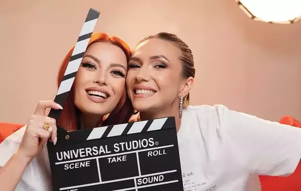 elena-gheorghe-si-adela-popescu