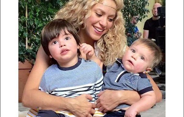 Pique, gata să renunțe la carieră pentru Shakira! Cântăreața îl presează să plece de la FC Barcelona și să se mute în Paradisul celebrităților