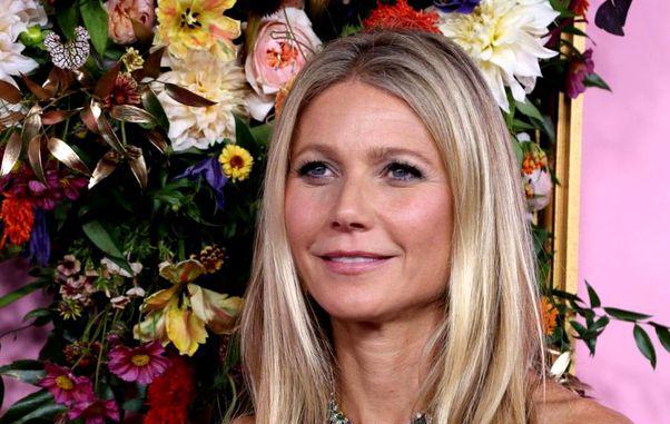 Secretele lui Gwyneth Paltrow pentru un ten fără riduri, la 47 de ani! Apelează la un truc simplu, învățat de la mama ei