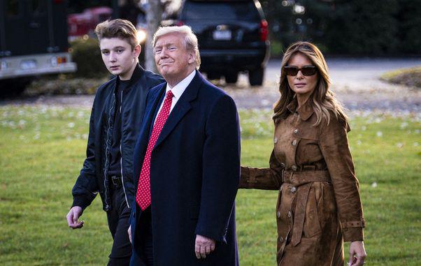 Melania Trump „numără minutele până la divorț”, după 15 ani de căsnicie cu Donald Trump. De ce nu s-a despărțit de președintele Americii, până acum