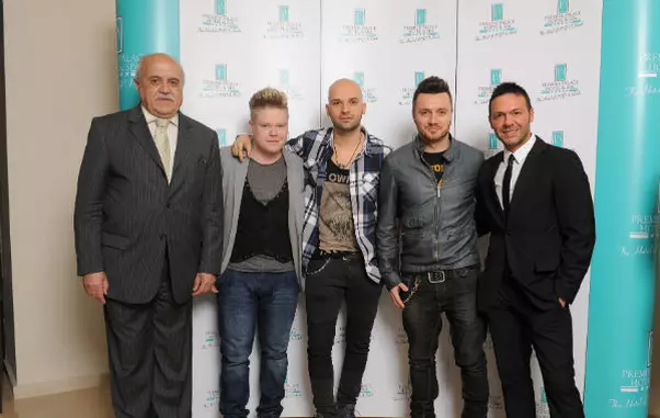 Alb si Negru Cornel Pasat