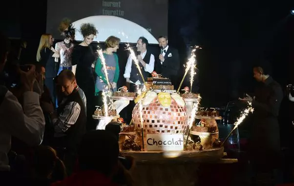 Aniversare Laurent Tourette