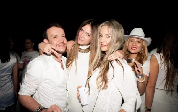 Stephan Pelger, Tania Budi