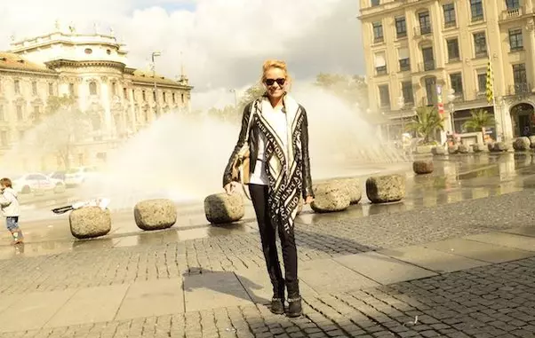 Laura Cosoi Germania