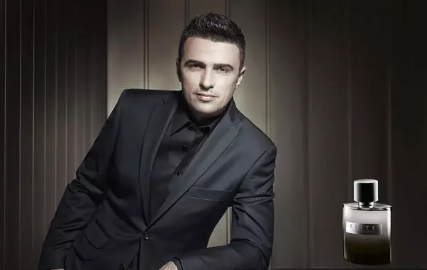 Cornel, imaginea AVON Elite Gentleman