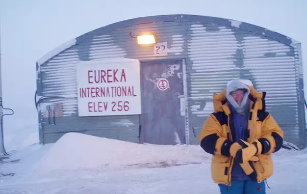 Polul Nord Magnetic – tabara de baza si aprovizionare