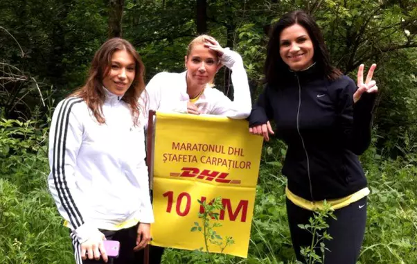 Ileana Badiu si Ellie White