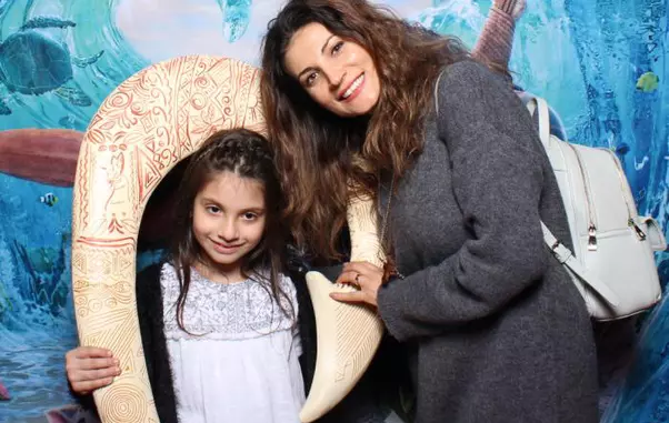 Ioana Ginghina si Ruxandra