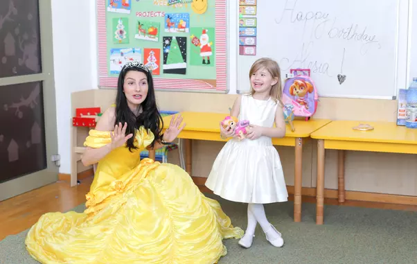 Ela-Craciun-aniversare-fetita-8