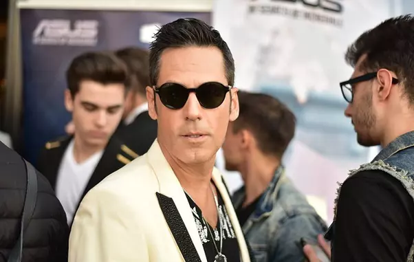 Ștefan Bănică a lansat un videoclip în care joacă fiul lui de 17 ani, Radu-Ștefan!