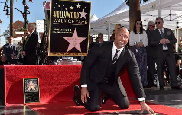 Dwayne Johnson a primit o stea pe Walk of FameWith Star On The Hollywood Walk Of Fame