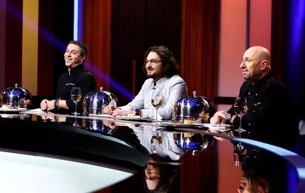 „Chefi la cuțite'