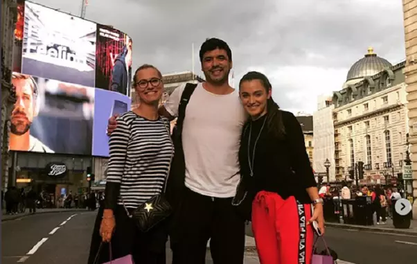 Alexia Eram incepe facultatea