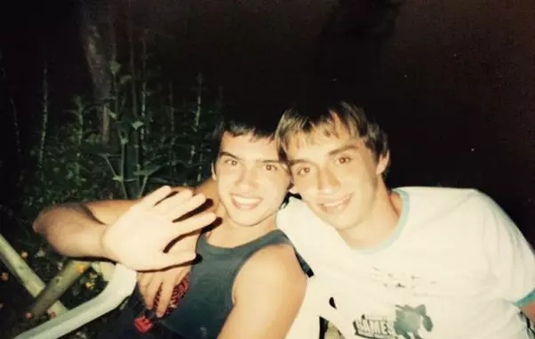 Imagini cu Dorian Popa din copilărie