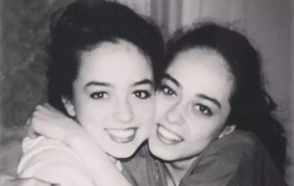 Olivia Steer și Lavinia, sora ei