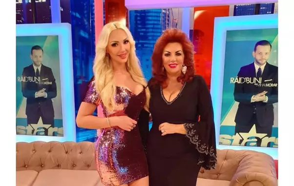 Carmen Harra și fiica ei