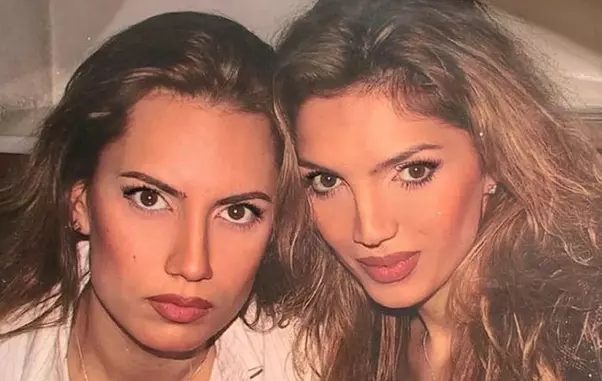 Cristina Spătar, alături de sora ei, Narcisa.