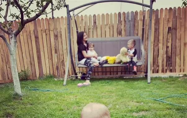 Adela Popescu și Radu Vâlcan au făcut botezul celui de-al doilea băiețel