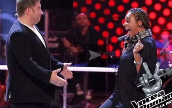 Julie Mayaya a câștigat „Vocea României” în 2012.