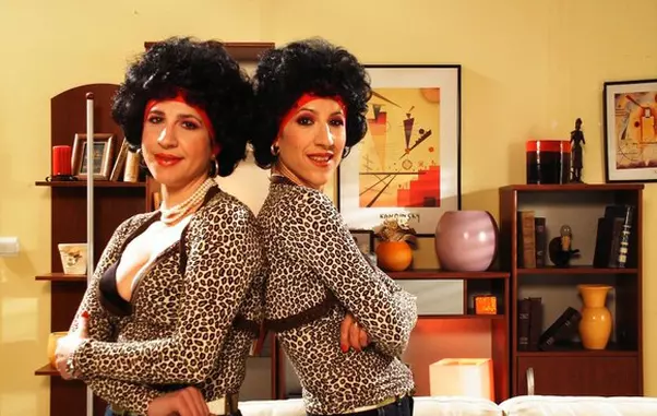 Sora geamănă a Marianei Dănescu a jucat şi ea în „La bloc”